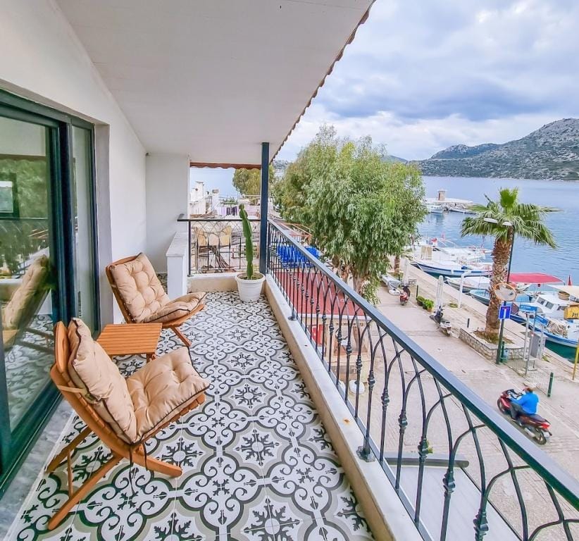 Four Holiday Suites Hotel in Muğla Province