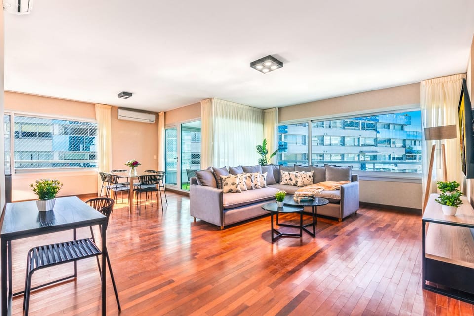 Resort Experience in Puerto Madero Hotel in Buenos Aires