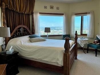 Rocky Mountain View B&B Hotel in Cochrane