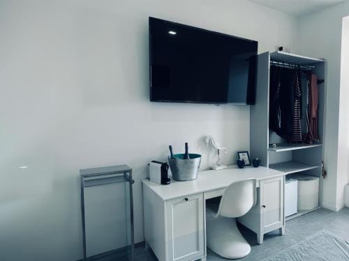AFFITTACAMERE - Molo Del Porto B Hotel in Civitavecchia
