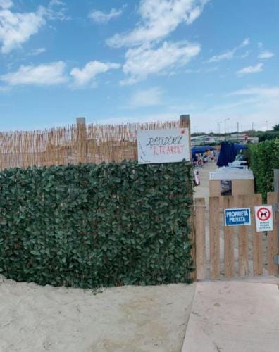 Karol Beach House Hotel in Lazio