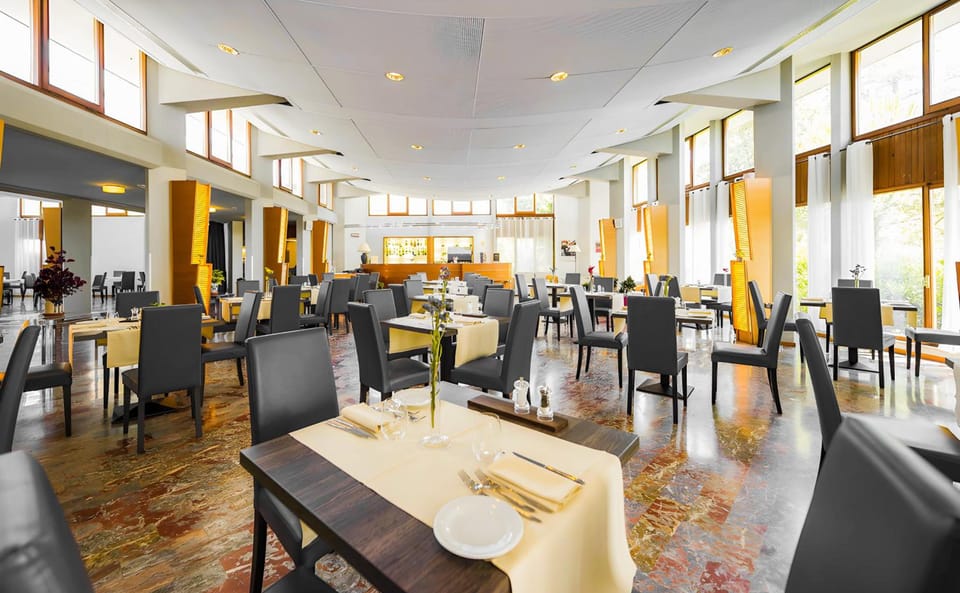 HOTIDAY Room Collection - Calambrone Hotel in Tuscany