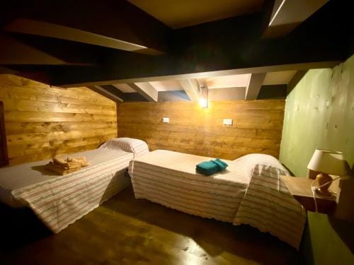 Ok Corral ranch bed and breakfast western Hotel in Marche
