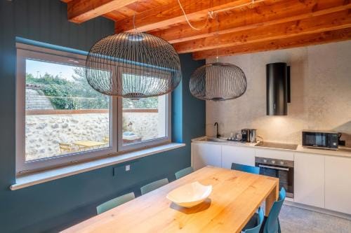Borgoluna Luxury Holiday House Hotel in Lake Garda