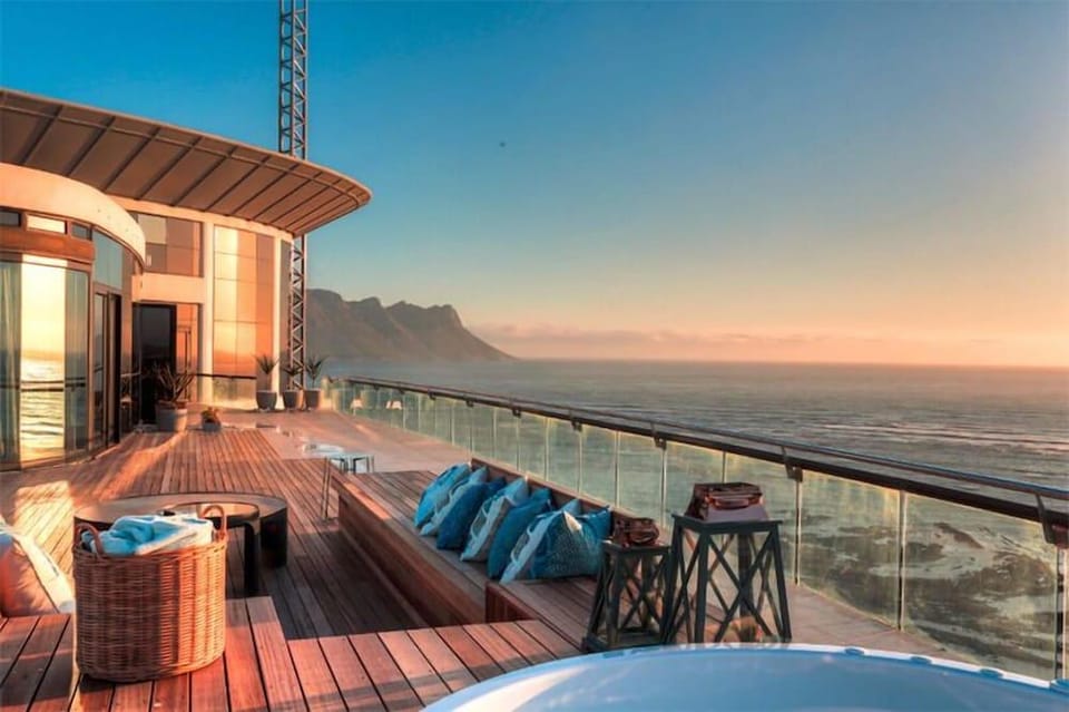 Ocean View Penthouse Hotel in Cape Town