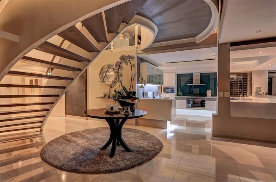 Ocean View Penthouse Hotel in Cape Town
