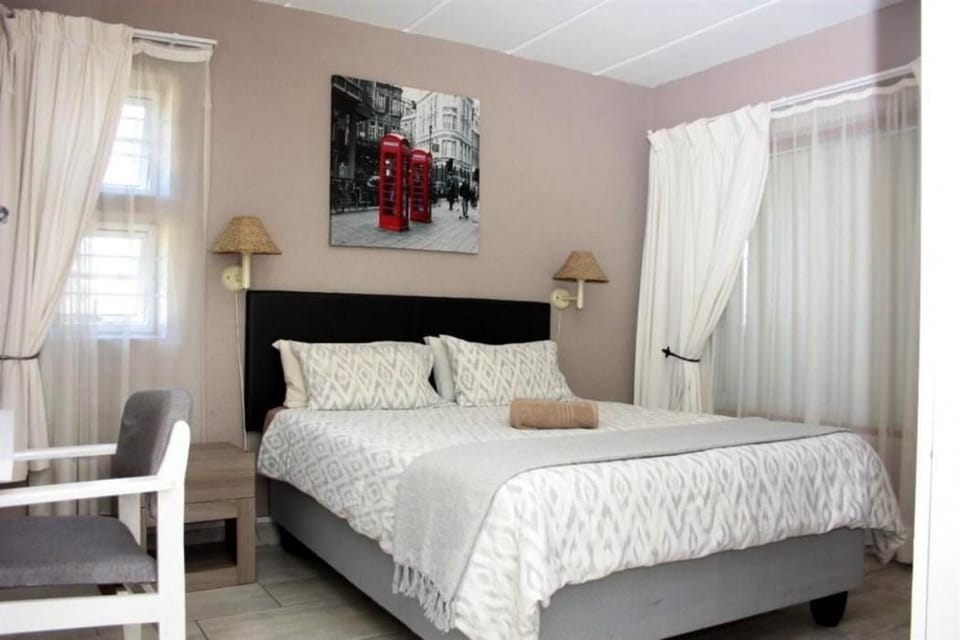 Amies Self-catering Apartments Hotel in Cape Town