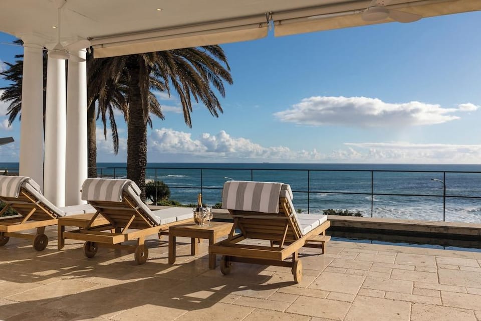 Claybrook Hotel in Camps Bay