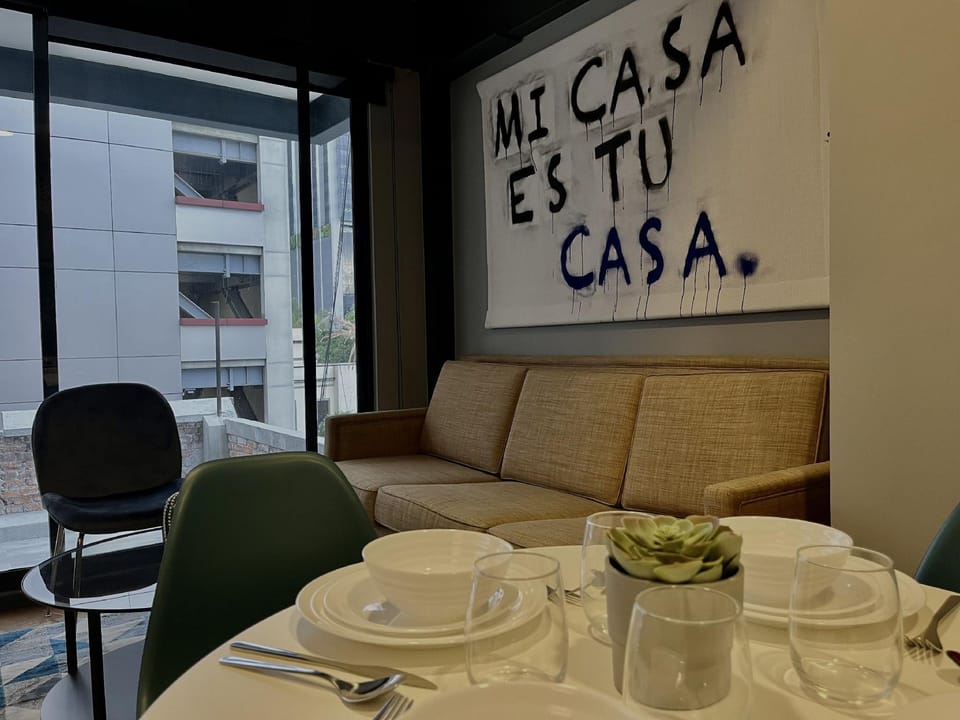 Hotel Puerta Roja Reforma Hotel in Mexico City