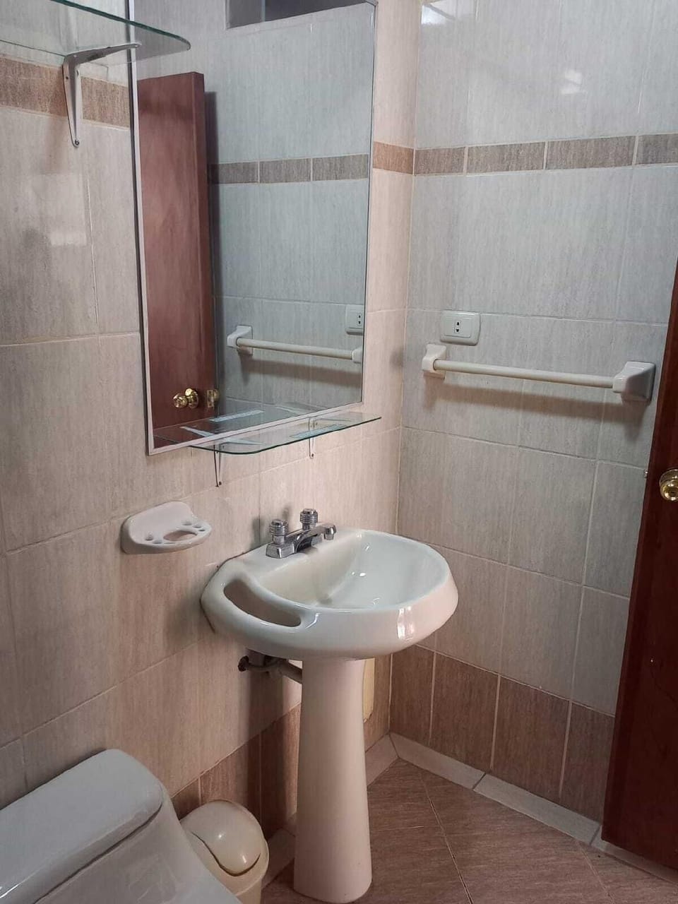 Hostal Aziri Puno Hotel in Puno