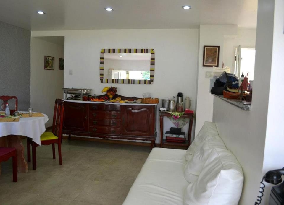 Shared lounge/TV area