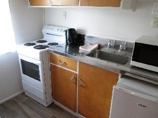 Colonial Motel Hotel in Waikato