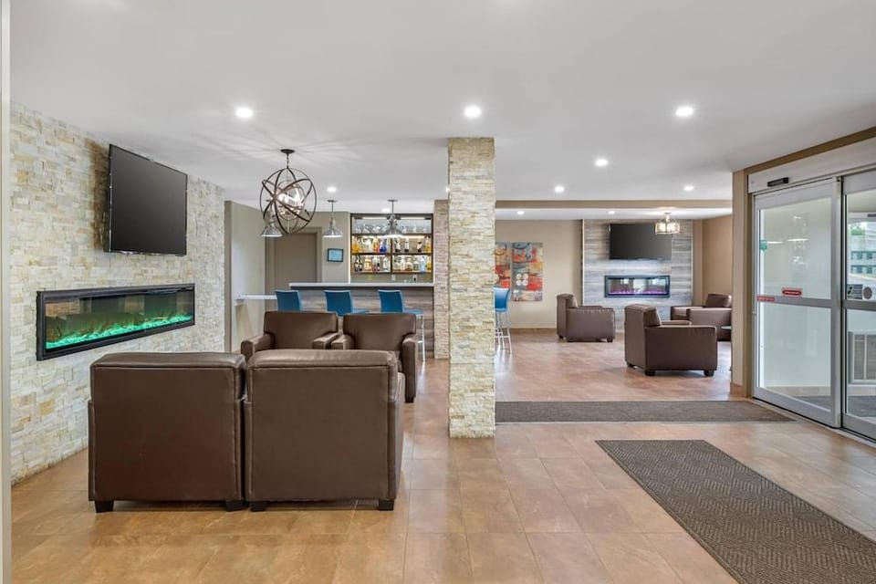 Quality Inn & Suites Bathurst Hotel in Bathurst