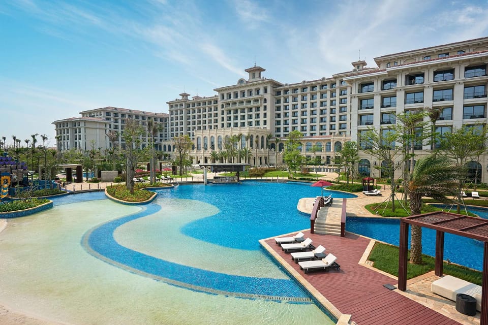 Hilton Haikou Meilan Hotel in Hainan