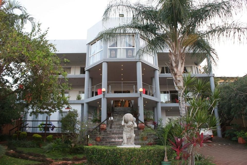Villa-candilabra Hotel in South Africa