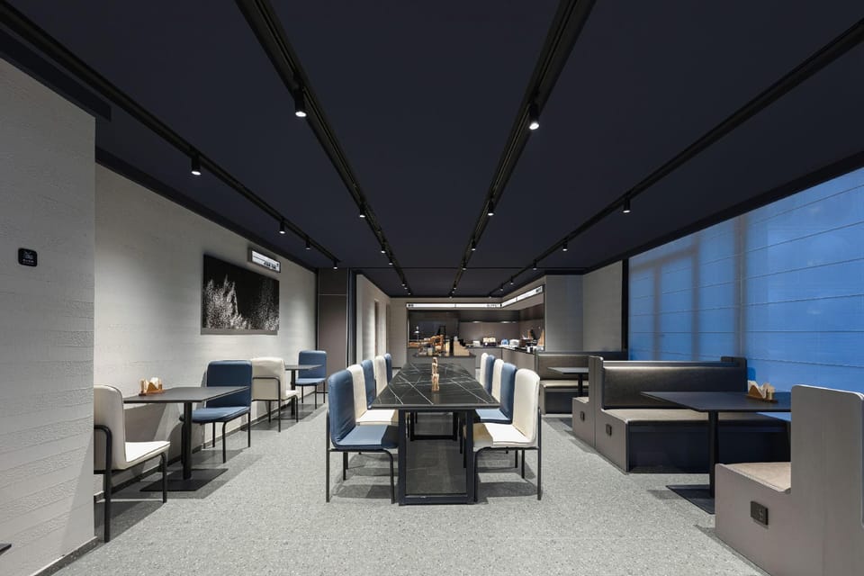 Atour Light Hotel Hangzhou Wulin Square Zhaohui Cultural Park Hotel in Hangzhou
