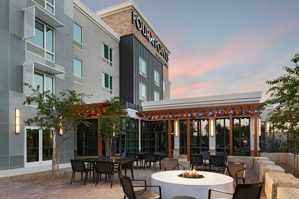 Four Points by Sheraton Austin Airport Hotel in Montopolis