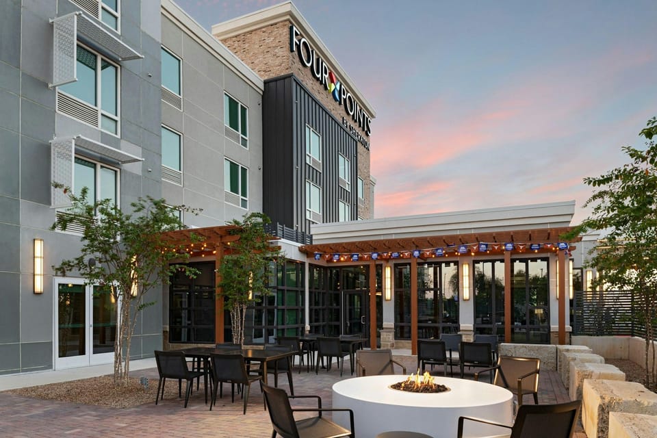 Four Points by Sheraton Austin Airport Hotel in Montopolis