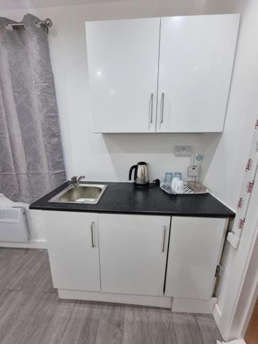 Brand New Studios in Harrow Hotel in Harrow