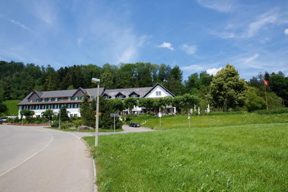 Hotel & Restaurant Hasenstrick Hotel in Canton of Zurich