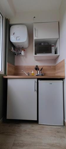 Votre Refuge Urbain Logement Complet pour Etudiants et Pros Hotel in Rennes