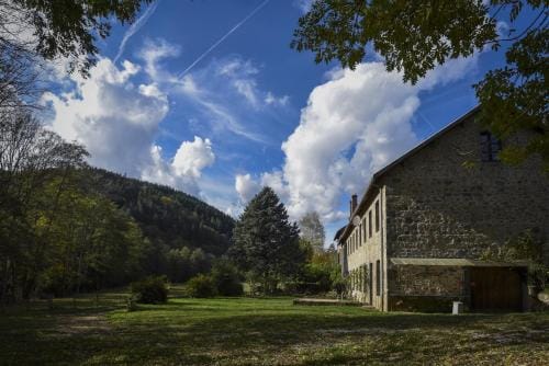 Chambres d'hotes au Domaine de Clarat Hotel in Provence-Alpes-Côte d'Azur