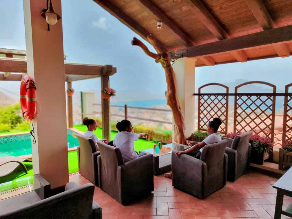 Bar/lounge