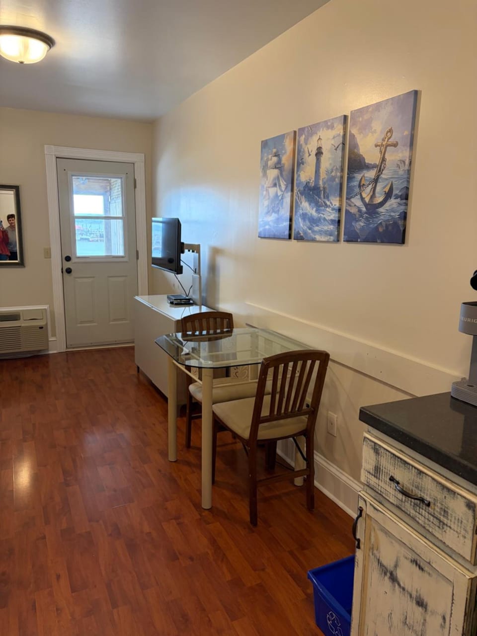 Shoreline Suites Motel in New Brunswick
