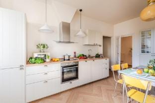 Casa Dante in Lucca with 3 bedrooms and 2 bathrooms Hotel in Capannori
