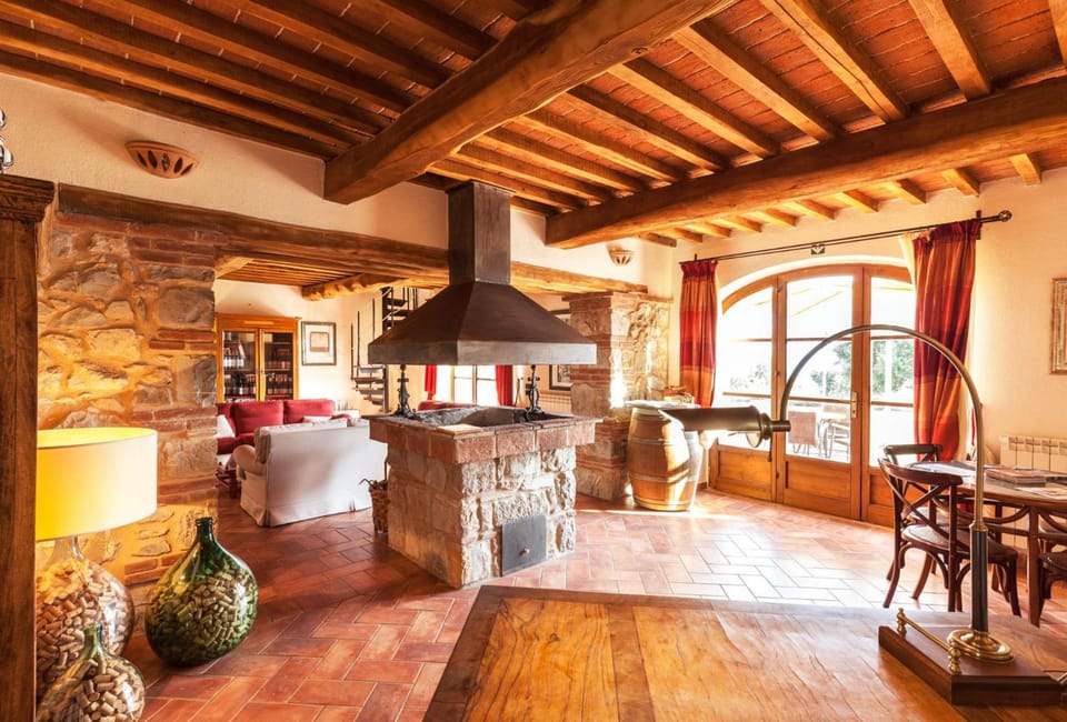 Agriturismo & Cantina Tenuta Casteani Resort in Tuscany