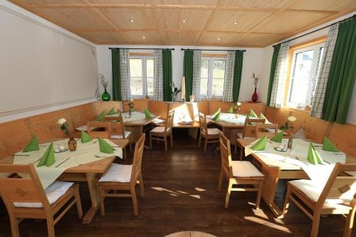 Gasthof Beim Endeler Inn in Tyrol