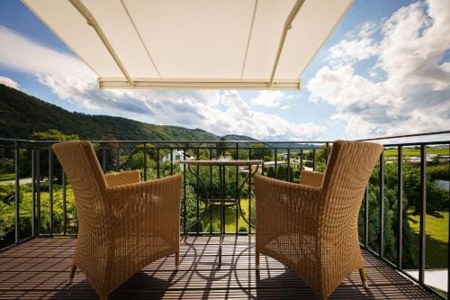 Wein und Landhaus Kallfels Hotel in Cochem-Zell