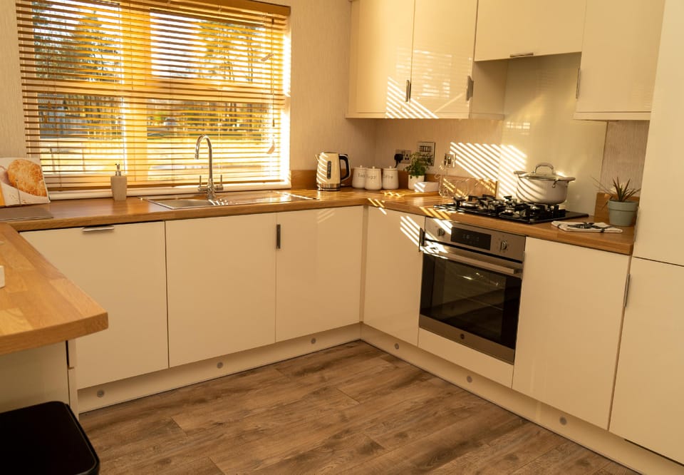 Hollicarrs - Cherry Blossom Lodge Lodge in Selby