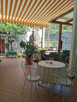 "Lemon Tree House" ideal for families and groups Hotel in Liguria
