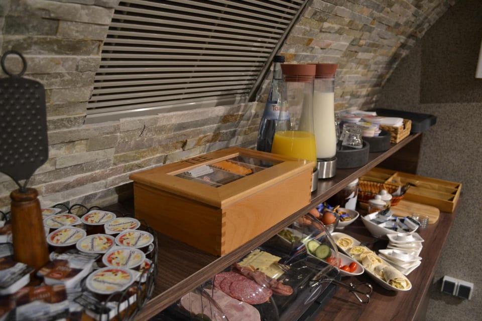 Hotel Myrsini Hotel in Reutlingen
