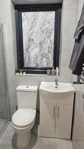 Ensuite Double Room in City Of Oxford Hotel in Oxford