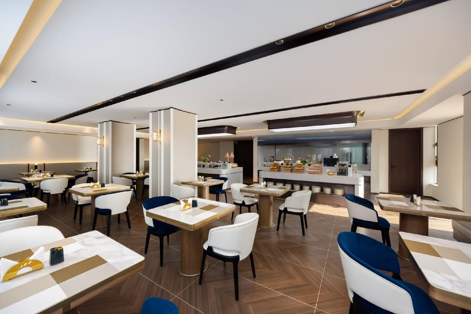 LANOU International Hotel Zhengzhou Airport Economic Zone Hotel in China