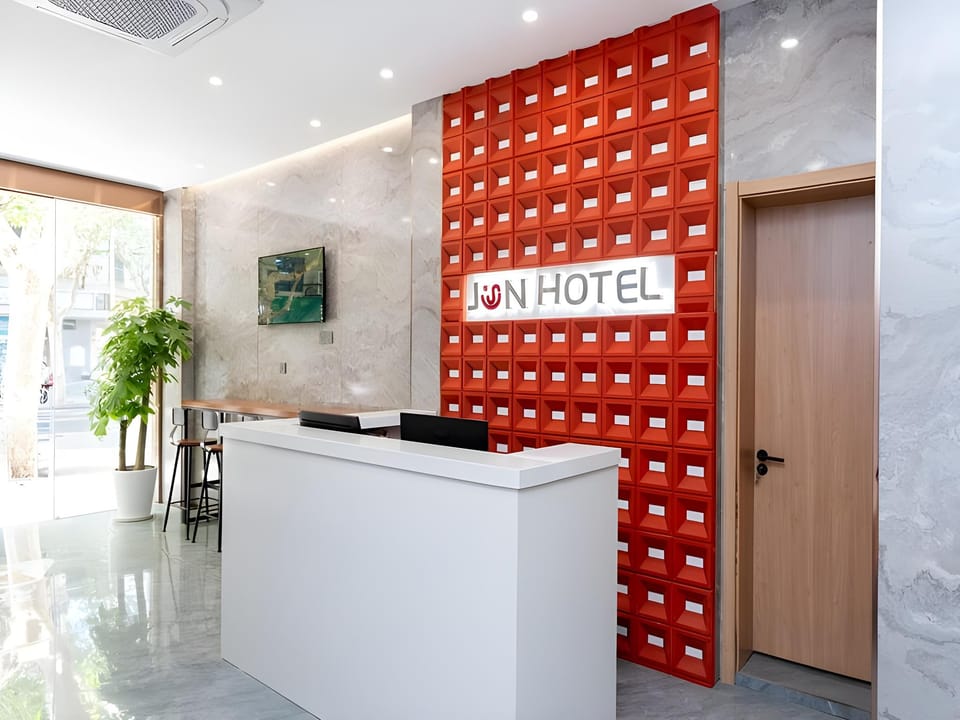 Jun Hotel Shanghai Songjiang Sports Center Metro Station Hotel in Shanghai
