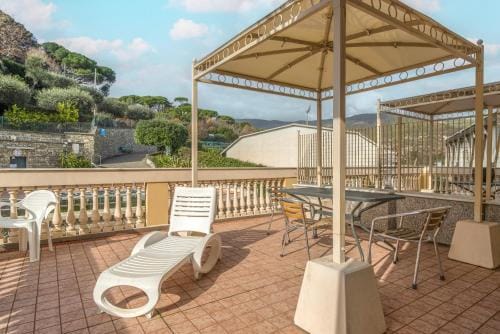 Residenza al Porto Hotel in Spotorno