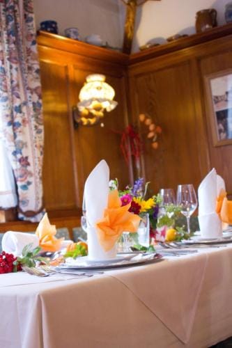 Gasthof Restaurant Hirsch Hotel in Baden-Württemberg