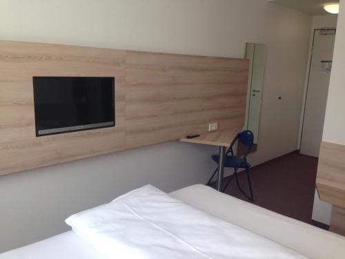 Autohof Bitterfeld Hotel in Thuringia, Germany