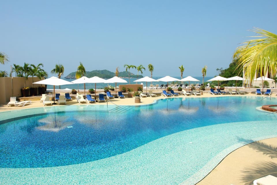 Hotel Azul Ixtapa All Inclusive Beach Resort Convention Center Resort in State of Guerrero