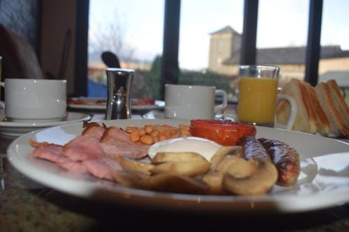 Riverside Escape Hotel in Keswick