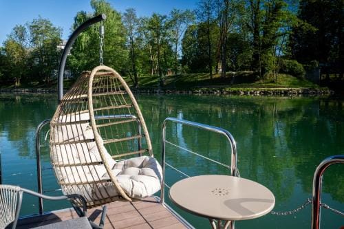 L'Escale Royale La Ferte-sous-Jouarre Marne Meaux Hotel in Île-de-France