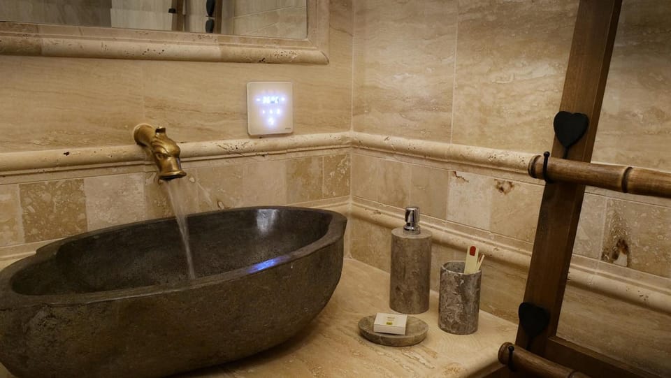 Le Tillau Hotel in Neuchâtel, Switzerland