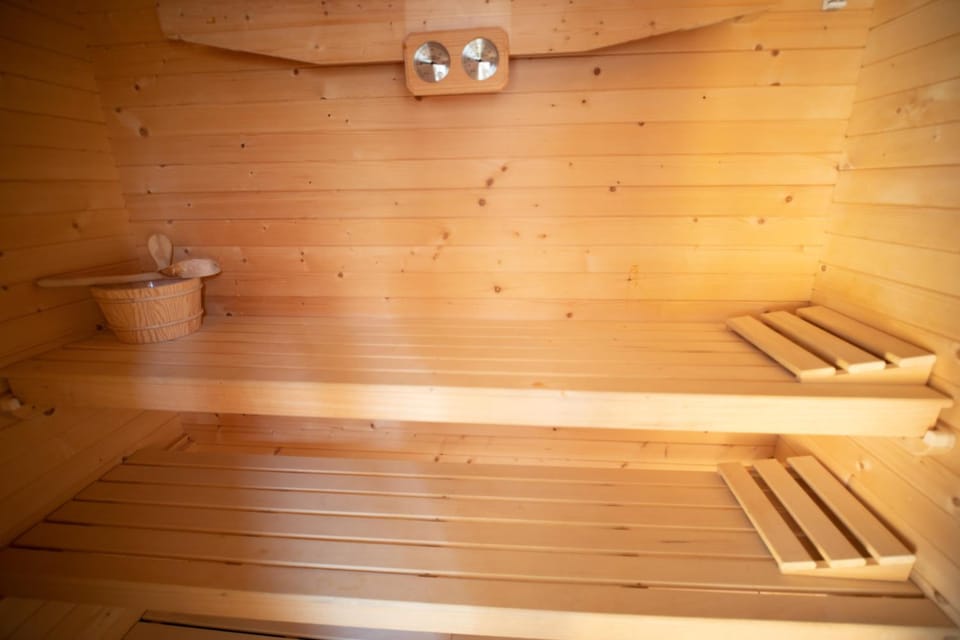 Steamroom