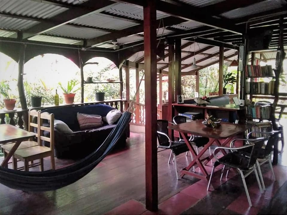 Cabinas Algebra Hostel in Costa Rica