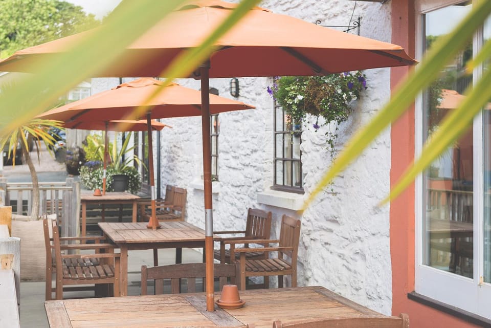 Rose and Crown Yealmpton Inn in England