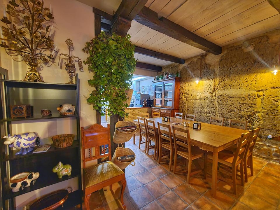 Albergue El Encanto Hostel in Castile and León