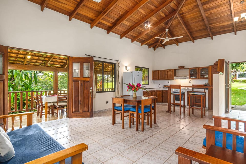 Guacamaya Lodge Lodge in Guanacaste Province